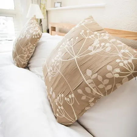 Bed & Breakfast Parkfield House