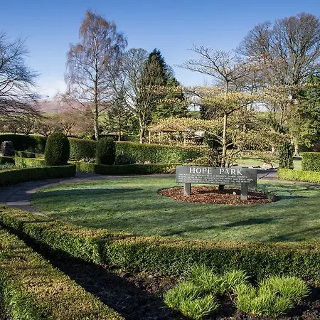 Parkfield House Bed & Breakfast 4*