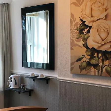 Parkfield House 4* 凯西克