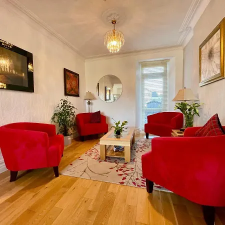 Parkfield House 4* 凯西克